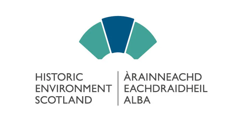 Logo of Historic Environment Scotland featuring three fan-shaped segments above the organisation’s name in English and Scottish Gaelic: ‘Historic Environment Scotland’ and ‘Àrainneachd Eachdraidheil Alba